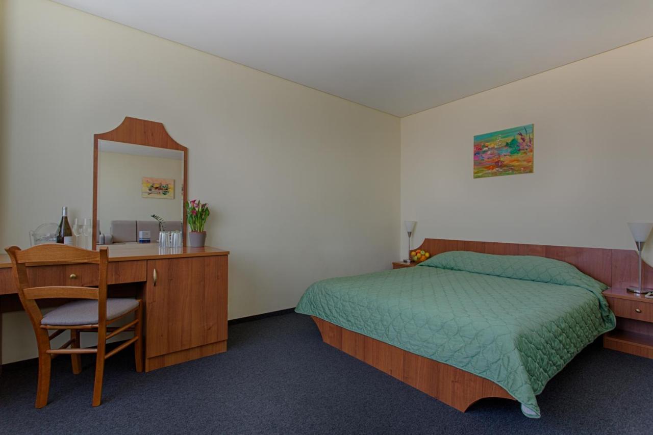 Hemus Hotel סופיה מראה חיצוני תמונה