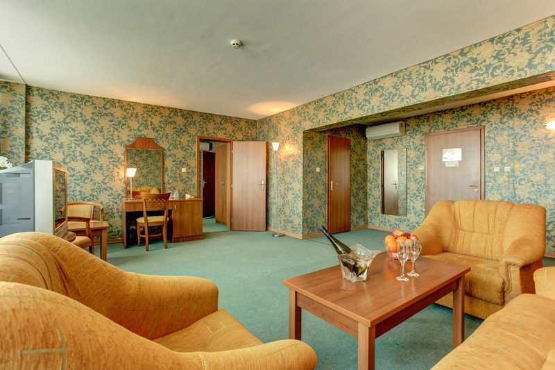 Hemus Hotel סופיה מראה חיצוני תמונה